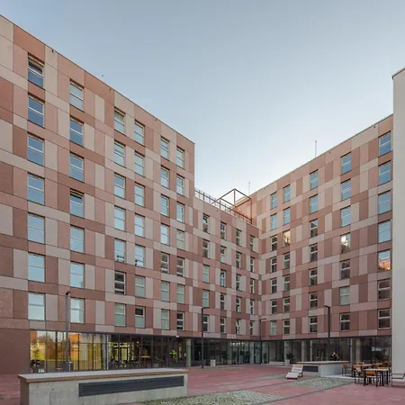 Milestone Fabryczna 3*